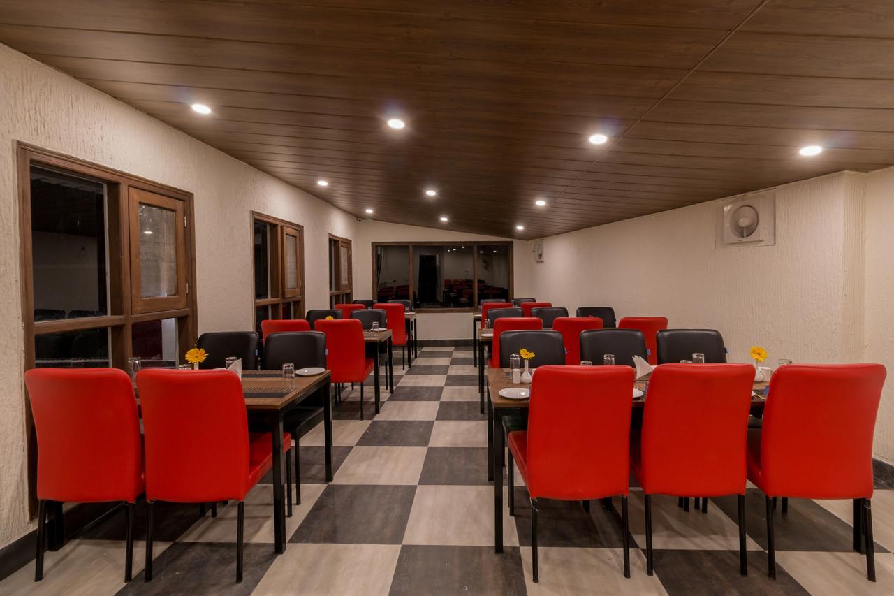Hotel Seven Oaks Dehradun Exterior photo